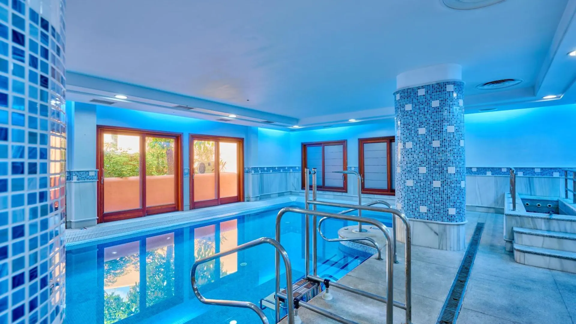 Mar Azul Estepona By La Maison Marbella Rentals